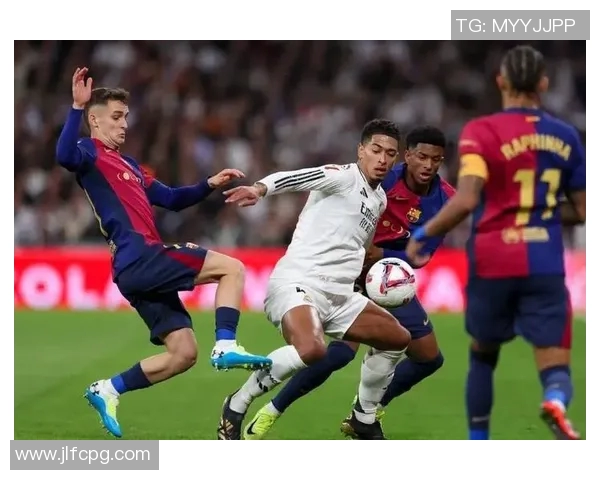 足球比赛直播的实时性探讨及其对观众体验的影响分析 足球比赛直播的实时性探讨及其对观众体验的影响分析