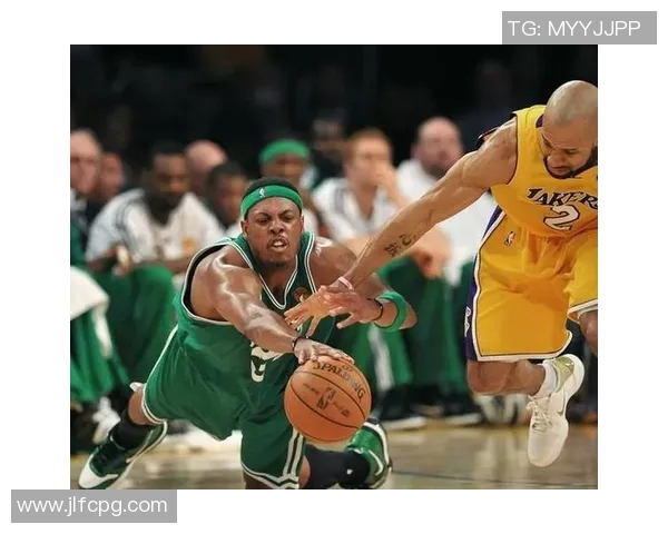 伯明翰与利兹联精彩对决回放全程回顾与分析 伯明翰与利兹联精彩对决回放全程回顾与分析