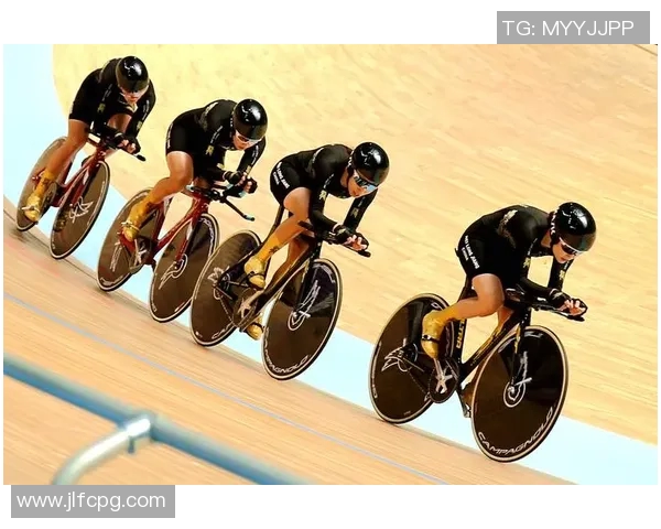 罗甲直播足球比赛视频精彩回放与分析尽在这里让你不再错过每一场精彩对决