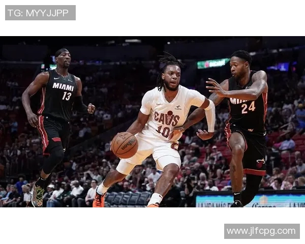 回顾2013年热火与骑士经典对决全场录像精彩瞬间分析与解读